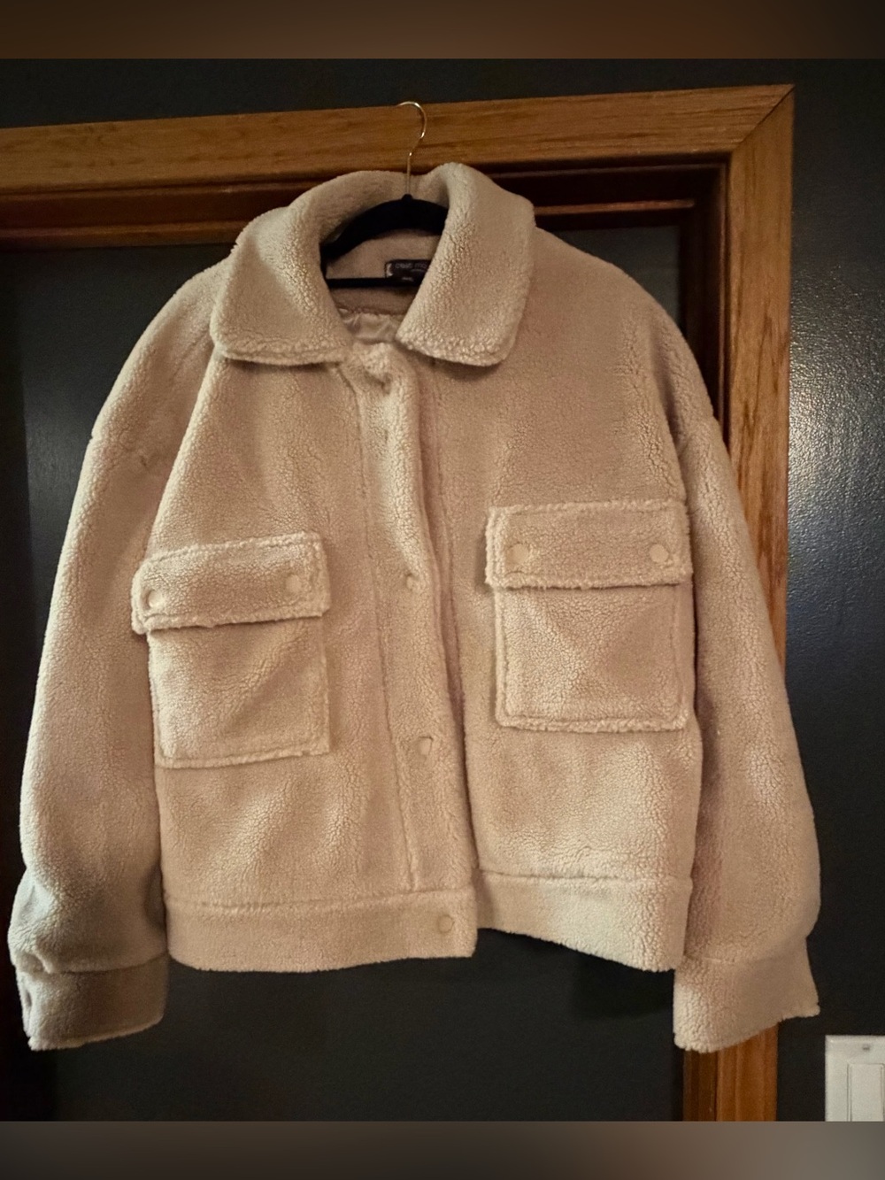 C’est moi Cozy Beige Sherpa Jacket with Patch Pockets (new without tags)